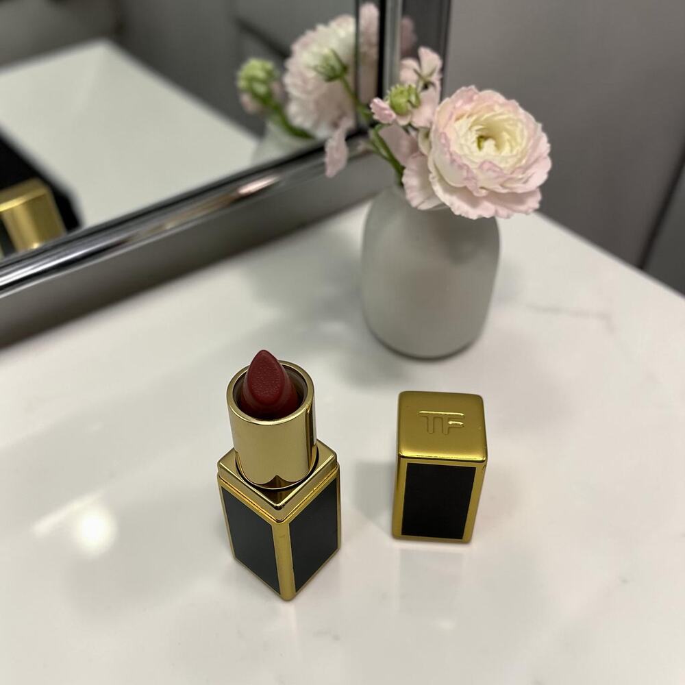 Tom Ford Lip Color 01 Insatiable Luxury Lipstick
